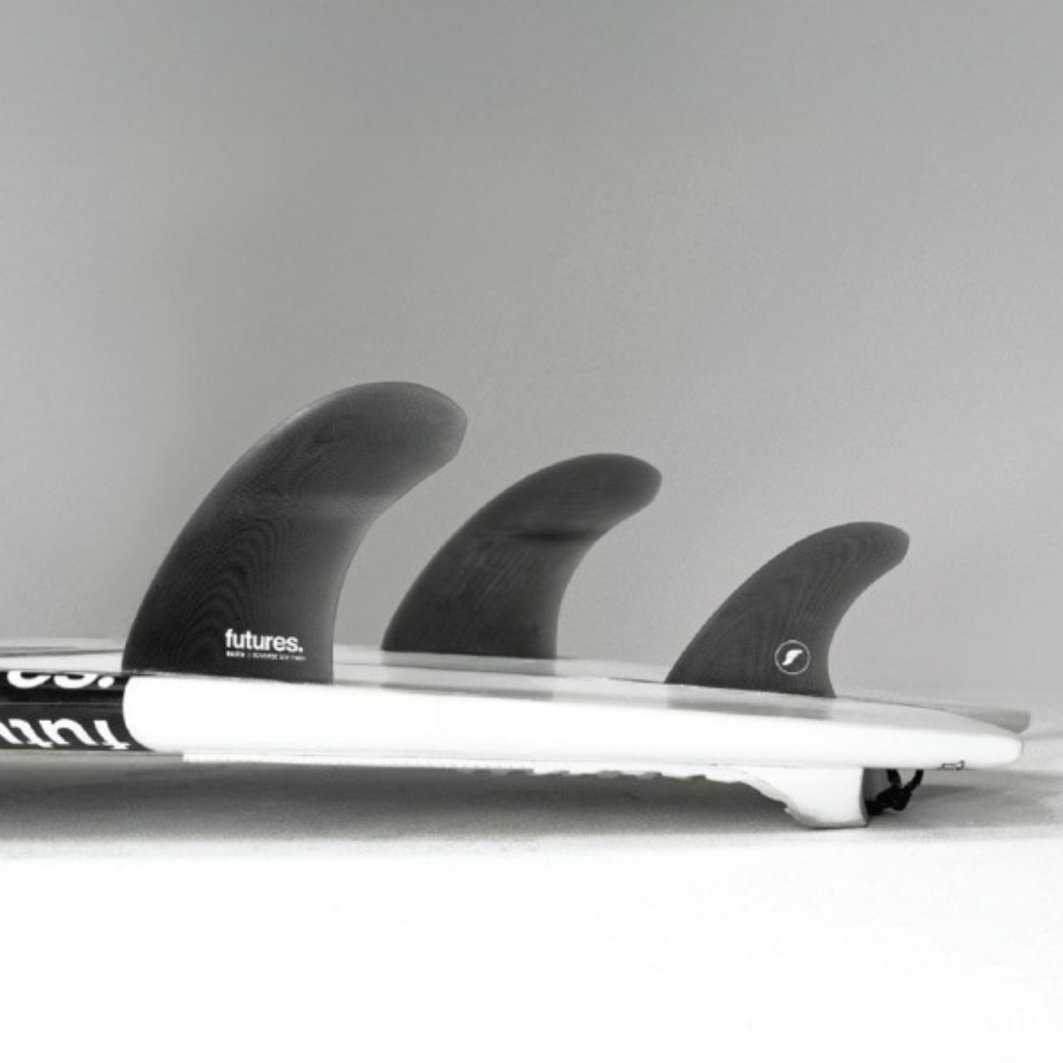 Futures Rasta 3/2 Reverse Fiberglass Twin + 1