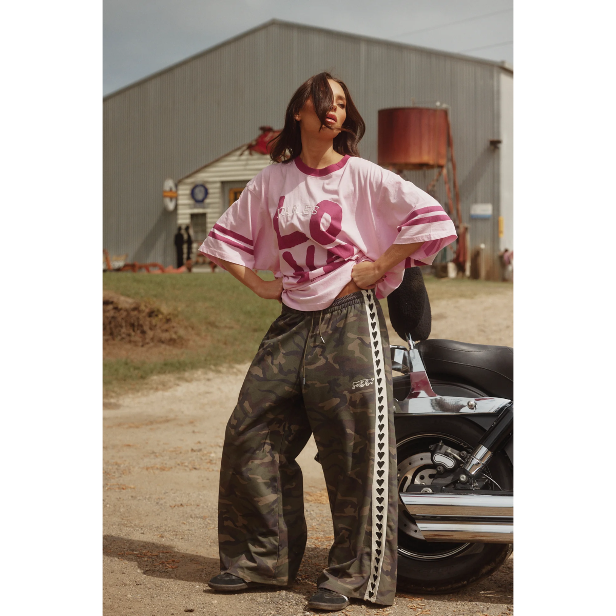 Sabbi The Very Oversized Love Revolution Tee - Pink