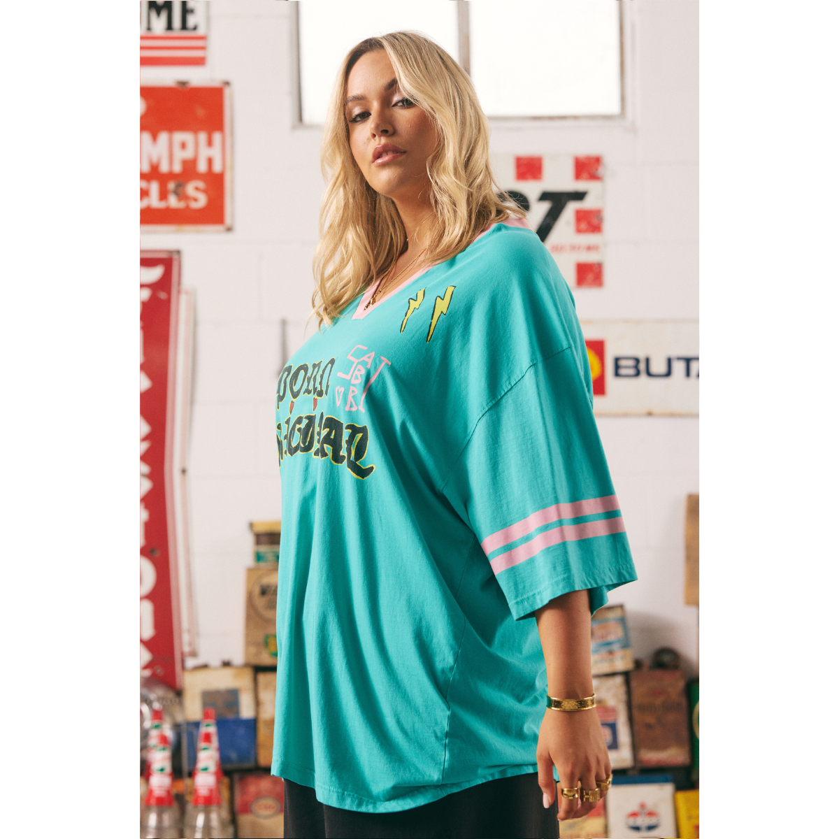 Sabbi The Very Oversized Born Original V Neck Tee - Turquoise
