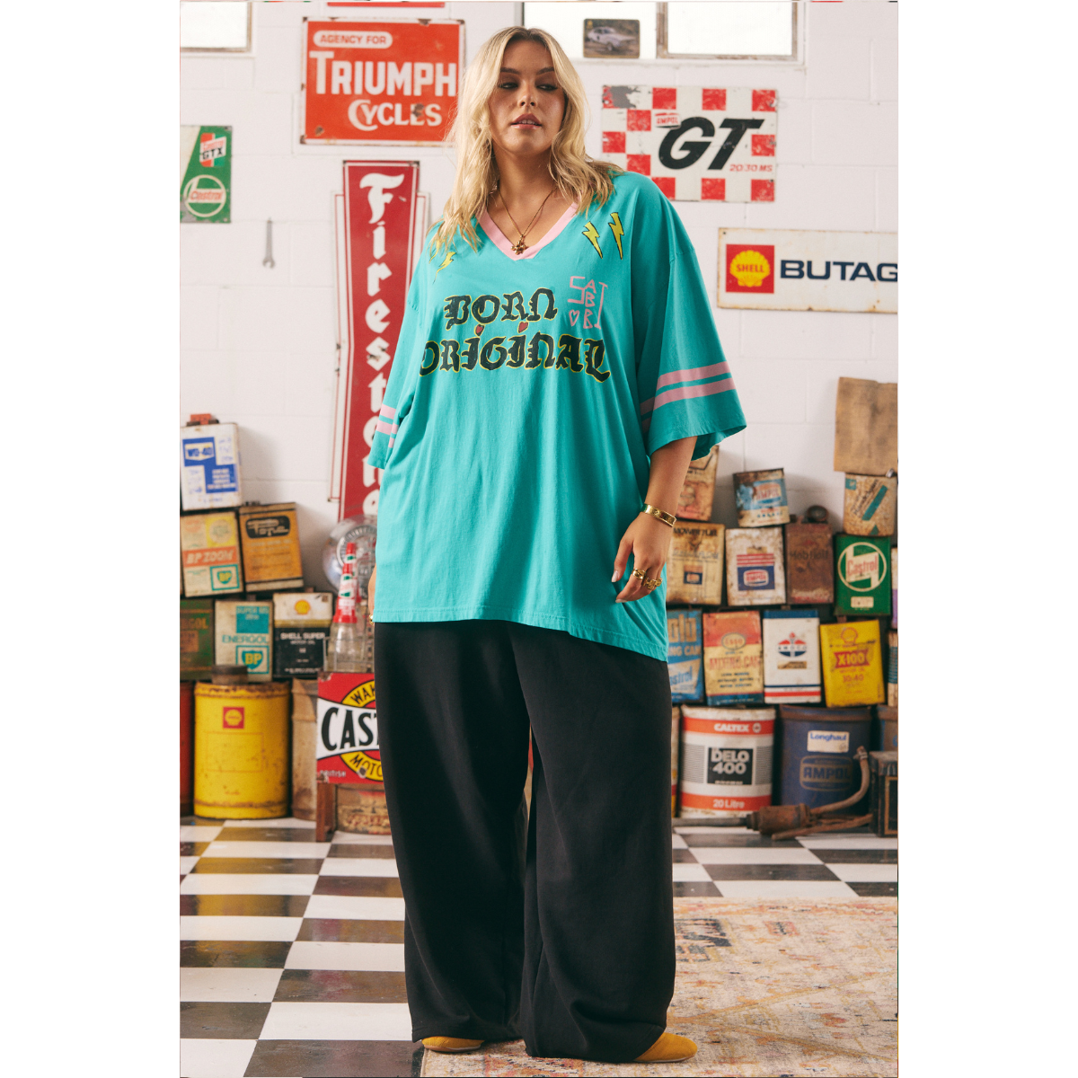 Sabbi The Very Oversized Born Original V Neck Tee - Turquoise