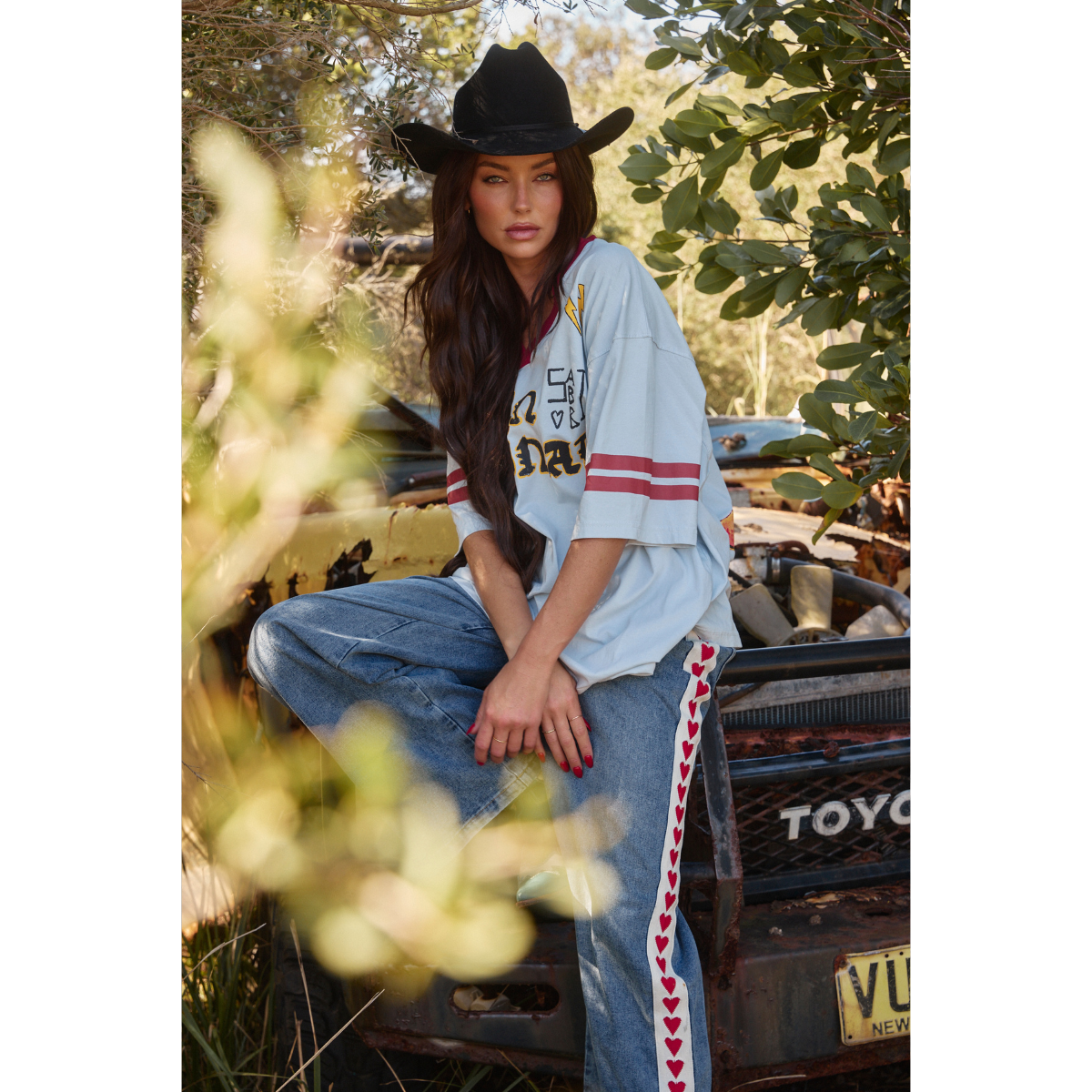 Sabbi The Very Oversized Born Original V Neck Tee - Sky Blue