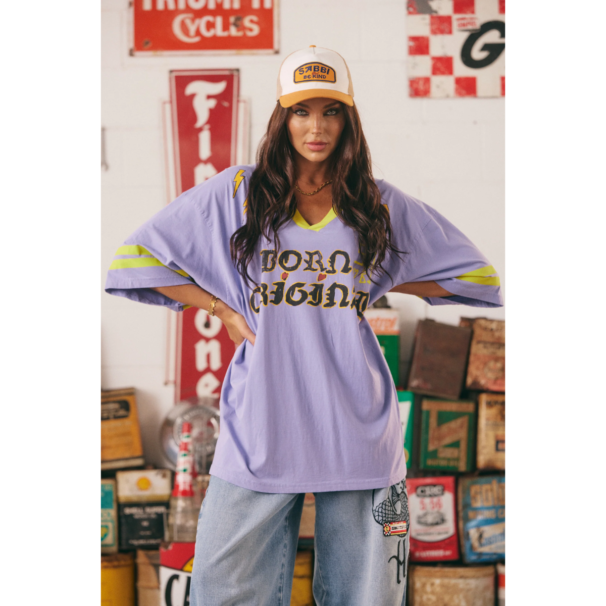 Sabbi The Very Oversized Born Original V Neck Tee - Lilac