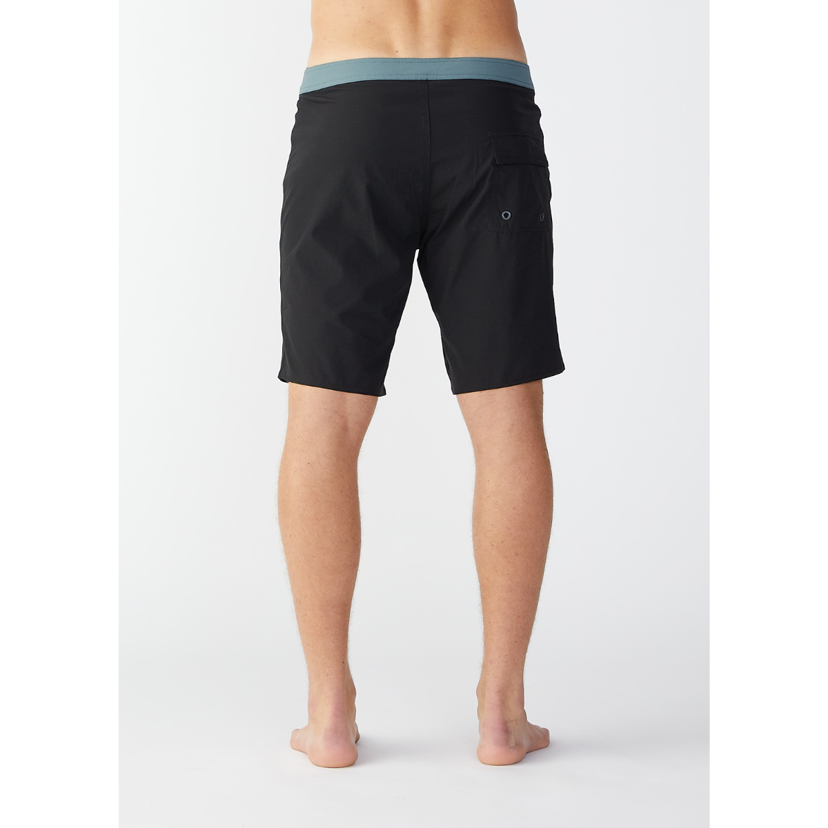 Overboard Tea Tree 19" Boardshort - Black