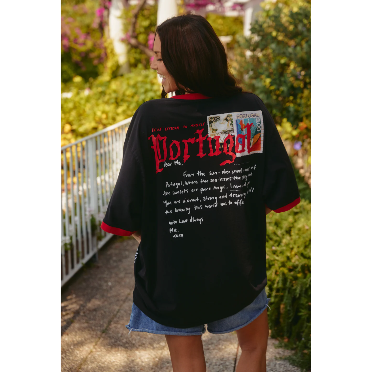 Sabbi The Very Oversized Love Notes Tee - Portugal - Black