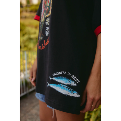 Sabbi The Very Oversized Love Notes Tee - Portugal - Black