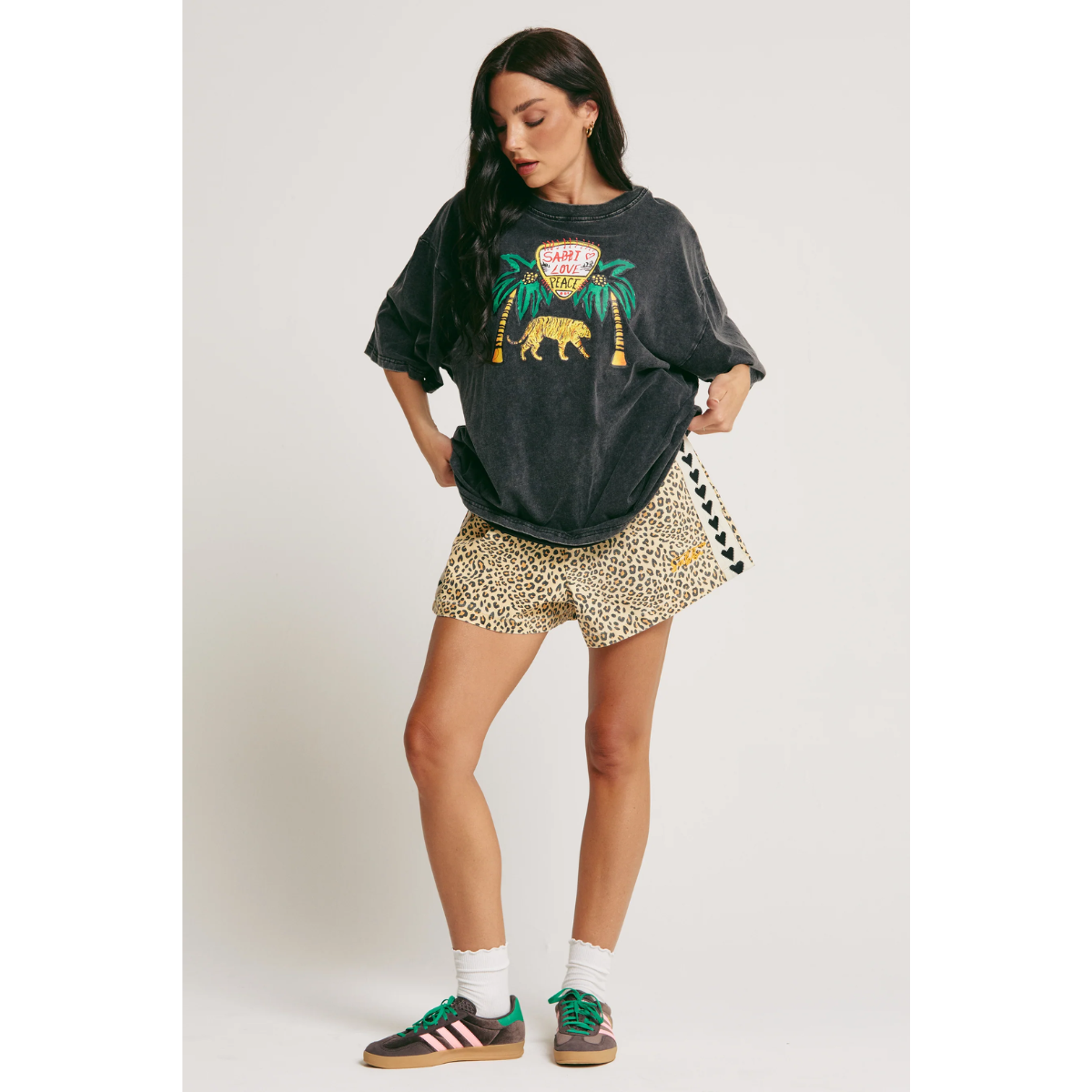 Sabbi Elephant Safari Tee - Washed Black