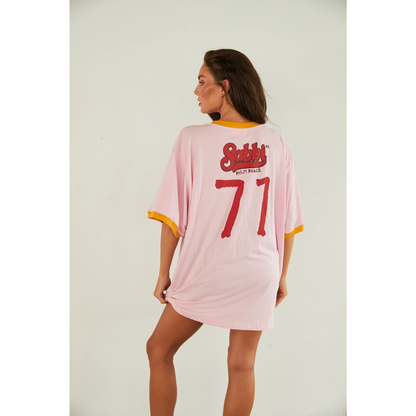 Sabbi the Very Oversized Overthinker Tee - Pink