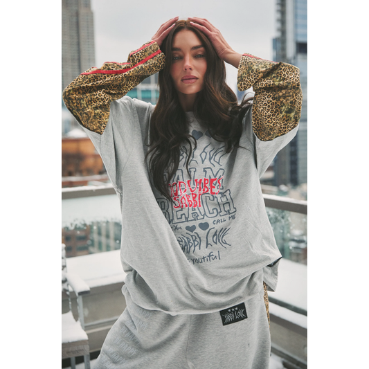Sabbi The Be Happy Leopard Long Sleeve Tee